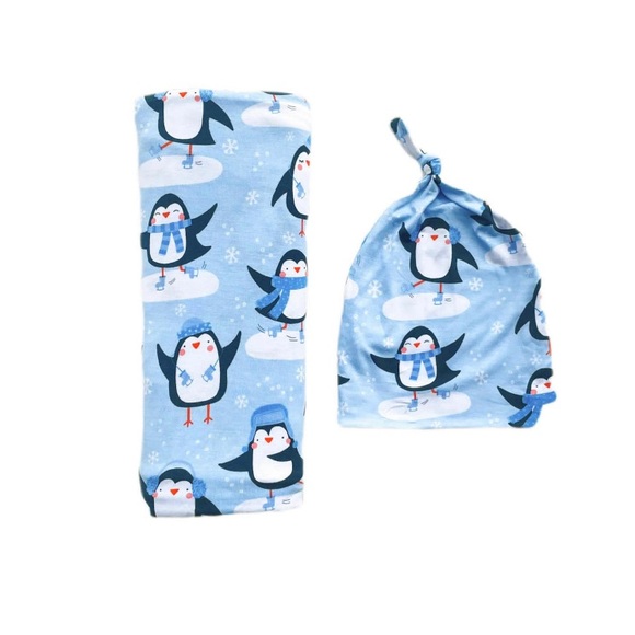 ❄️🐧NIB LS Penguin Swaddle Set🐧❄️ - Picture 1 of 3